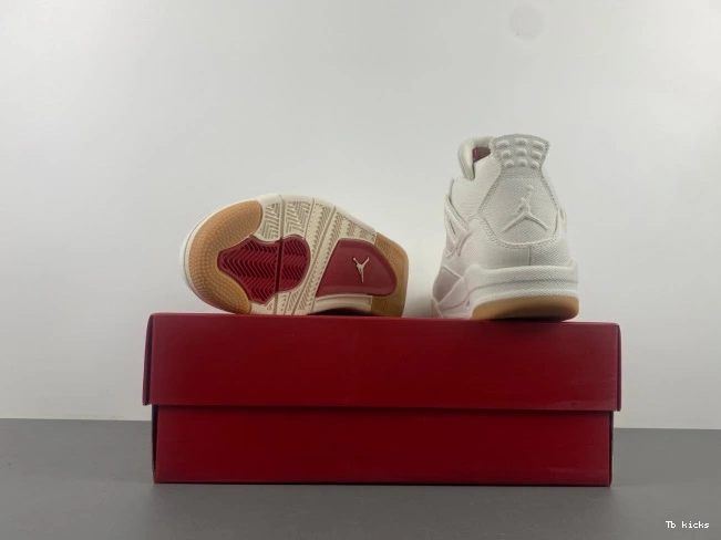 Cheap TBK Levi's 4 Jordan 'White' AO2571-100 x Air 0812